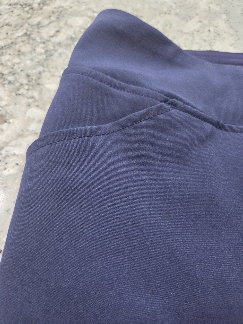 Lilly Pulitzer Luxletics Navy Scallop Hem Women’s Skort - Picture 6 of 7